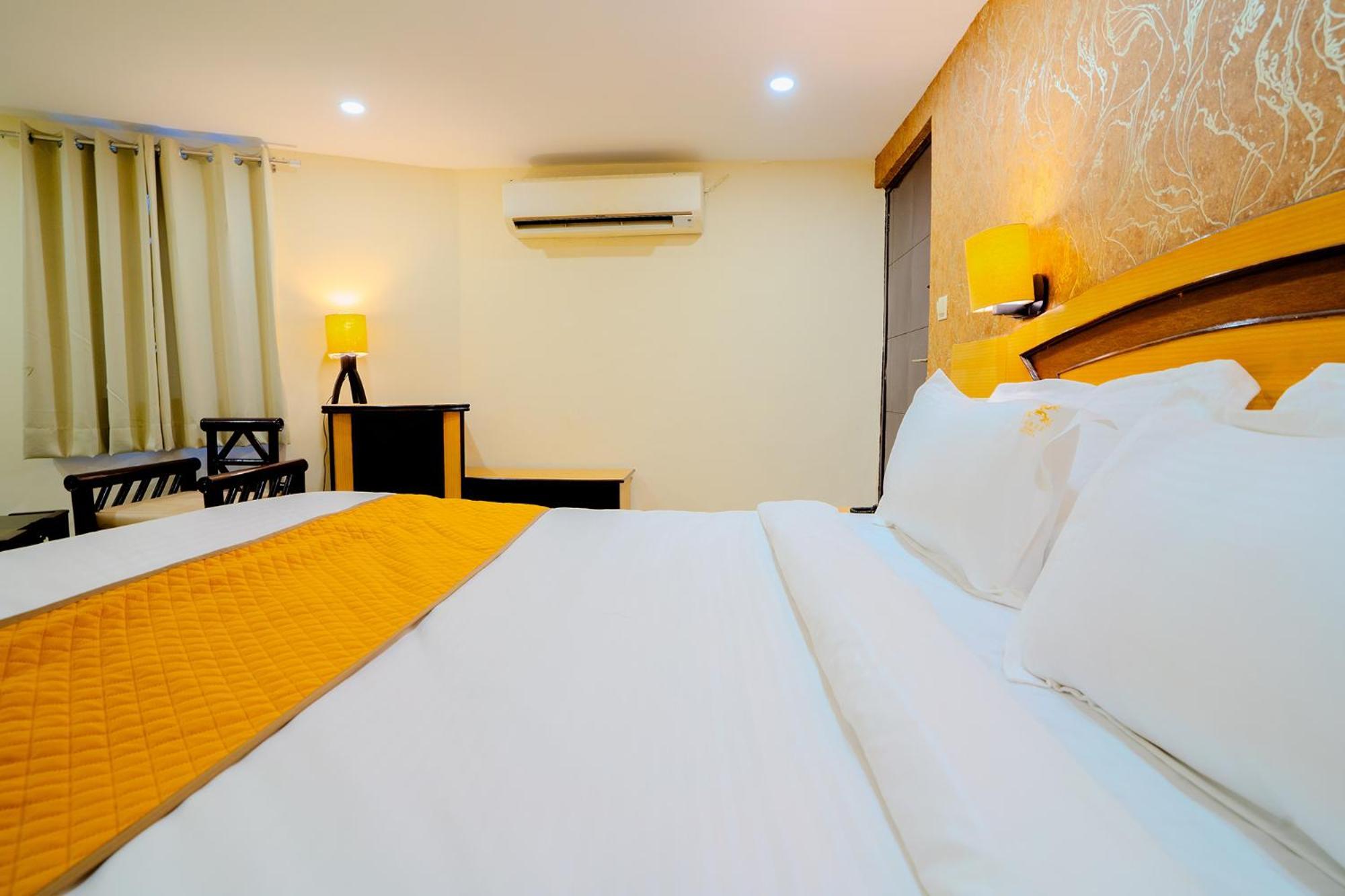 Fabhotel Polovictory Palace ชัยปุระ ภายนอก รูปภาพ